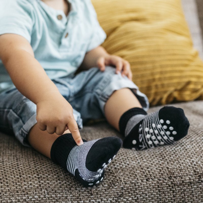 Produkt - Dětské ponožky Stay-on-Socks ANTISLIP 12-18m 1pár Black